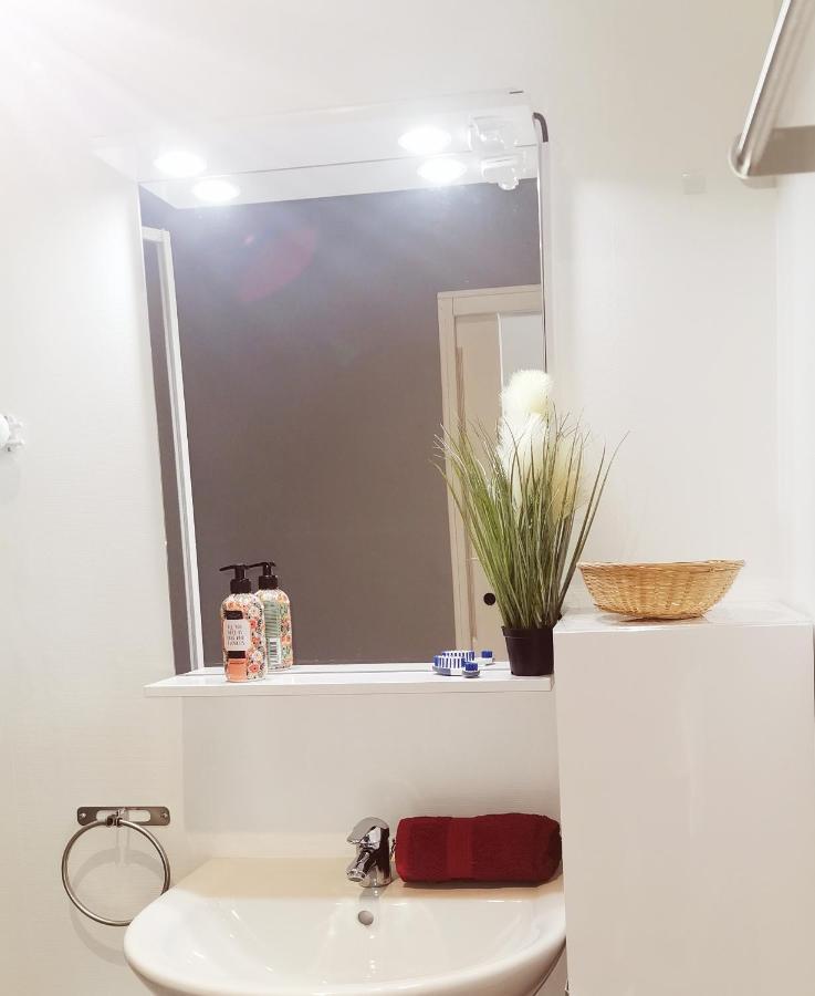 Studio Balcon De La Place 迪南 外观 照片